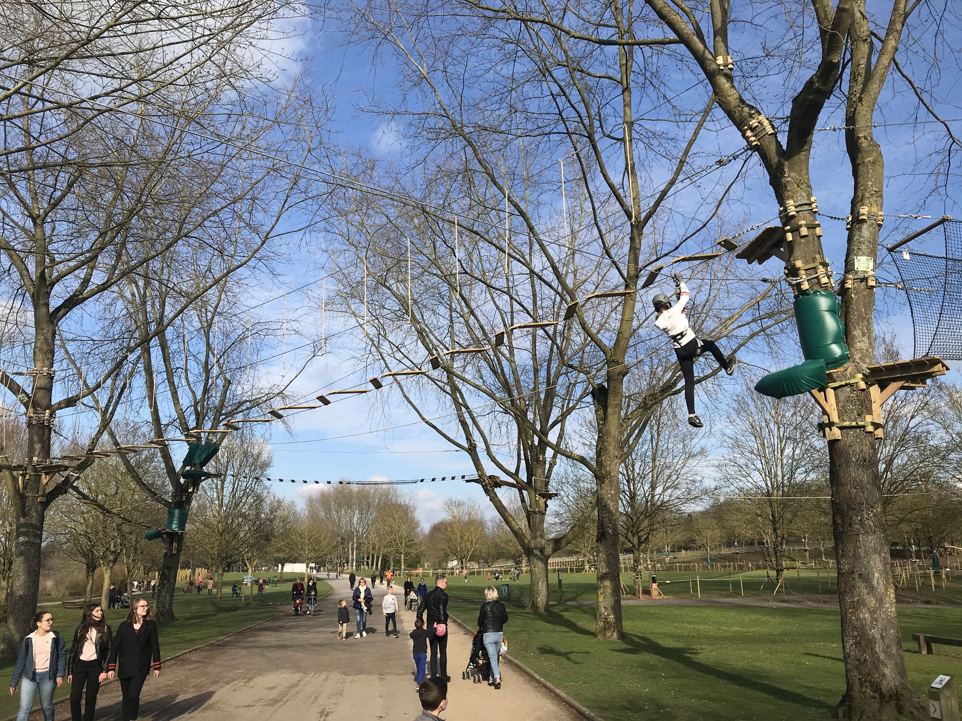 Saint-Quentin - L'Accrobranche au Parc d'Isle