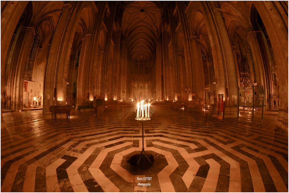 Saint-Quentin - La Basilique à l'intérieur